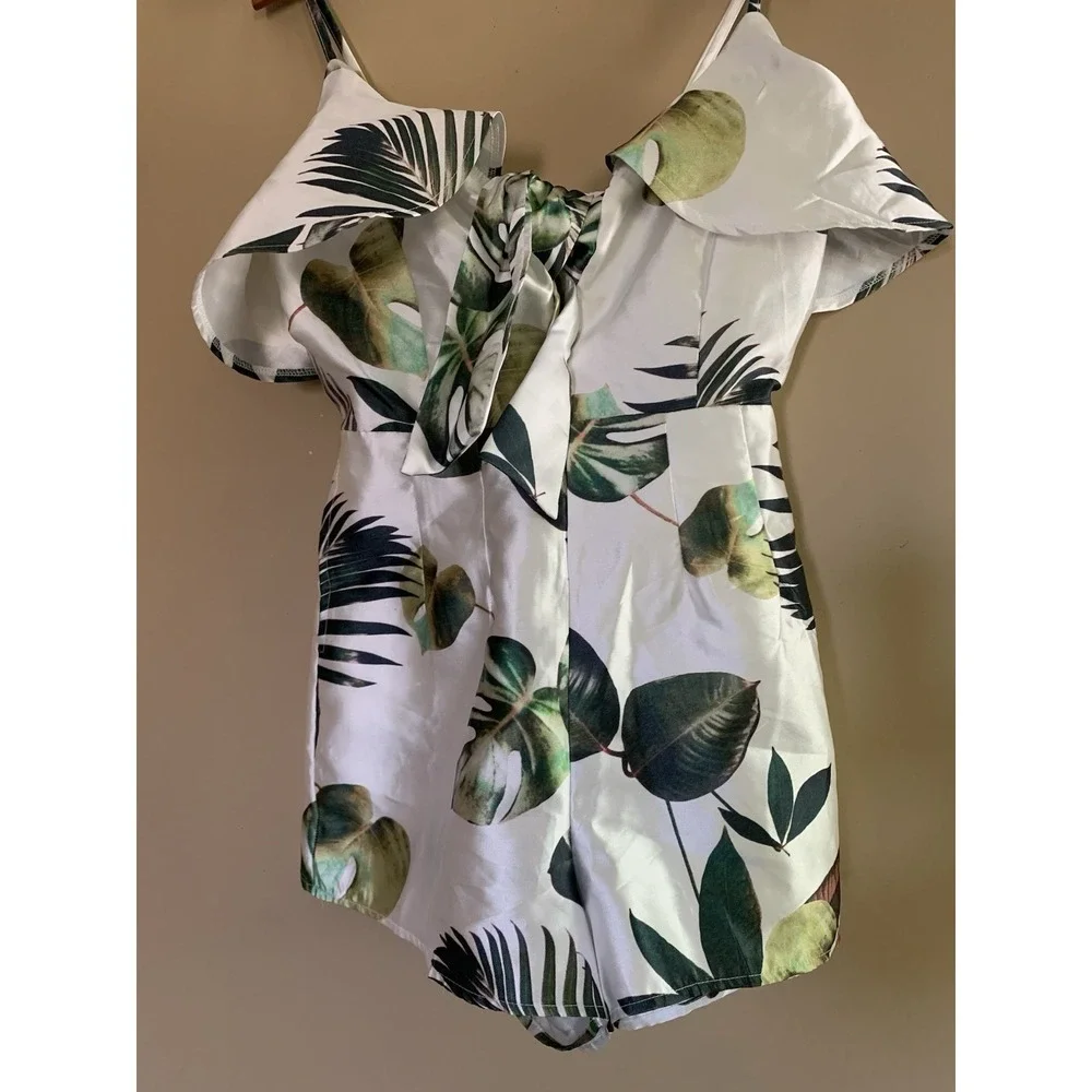 fashion nova Women's Tulum Babe‎ Romper womens size M NWT